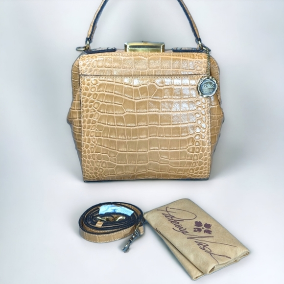 Patricia Nash Bags Patricia Nash Crossbody Bag Nela Crocodile